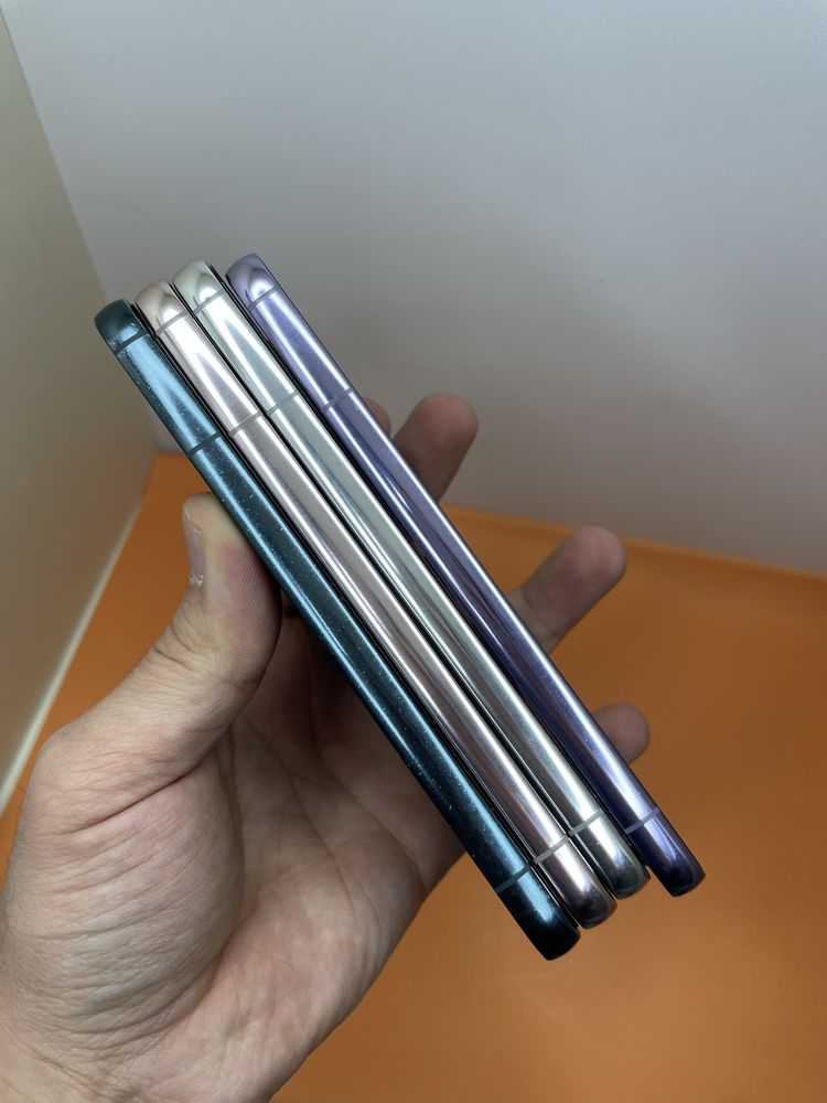 Samsung s22  8/256Gb original