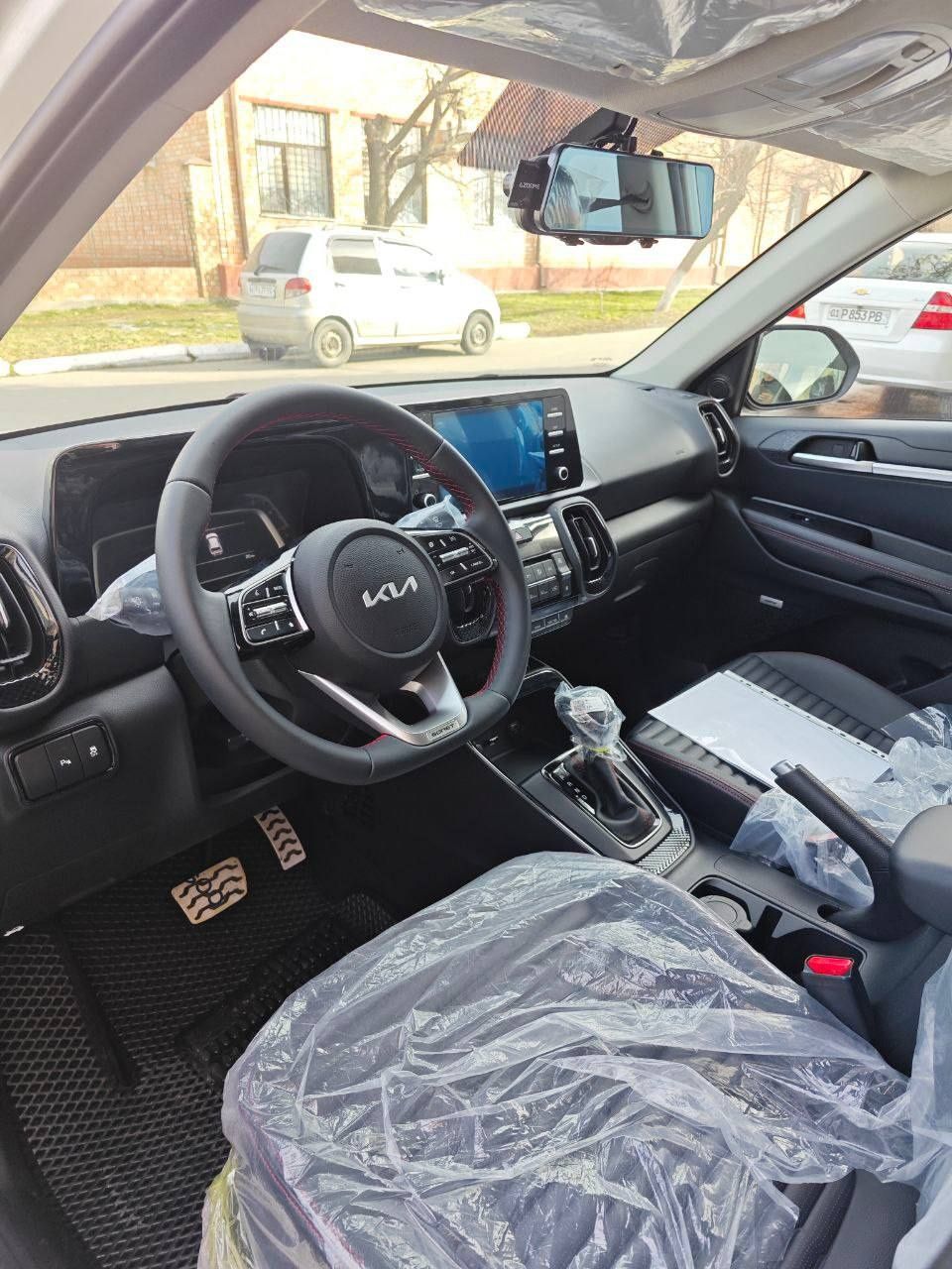 Kia sonet 2024 full 1556km