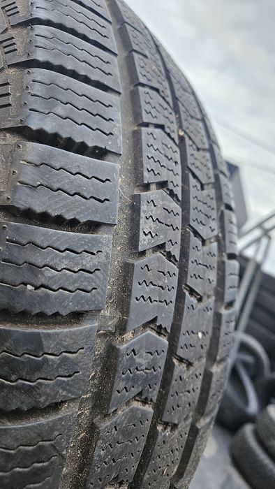 2бр гуми 225 70 15С дот 19 нексен