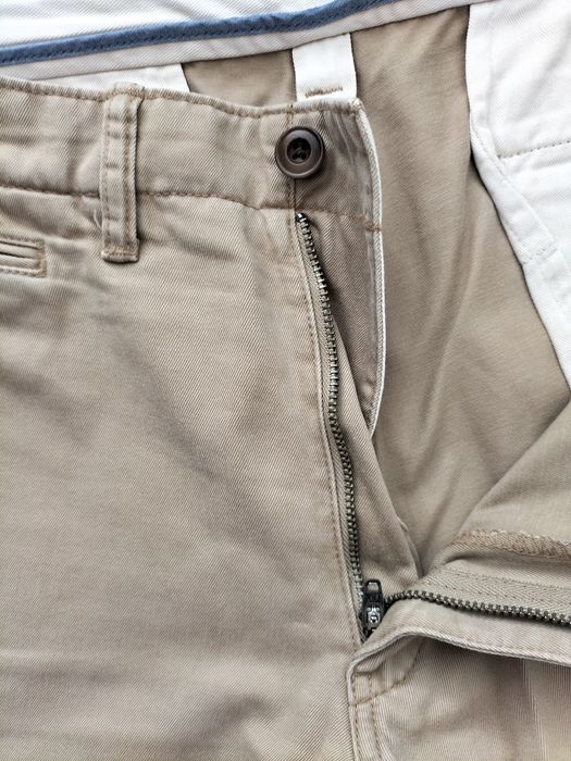 Pantaloni chino UNIQLO