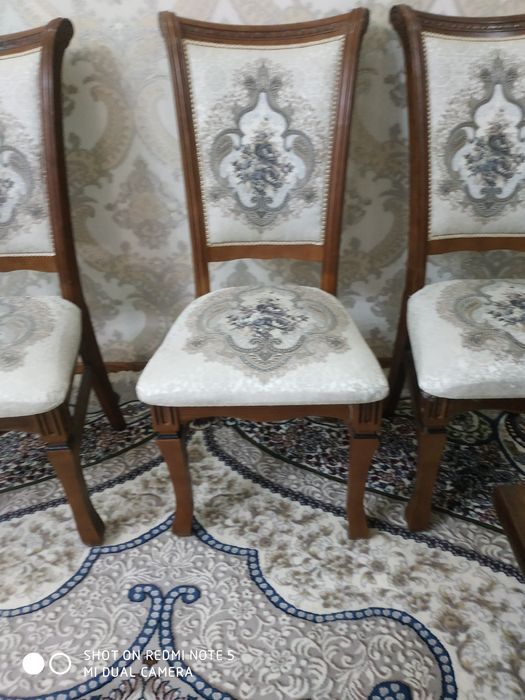 Продается стулья
