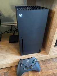 Xbox Series X ( cumparat Septembrie 2023 si folosit sub 200 de ore )