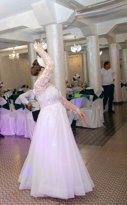 Vând rochie de mireasă