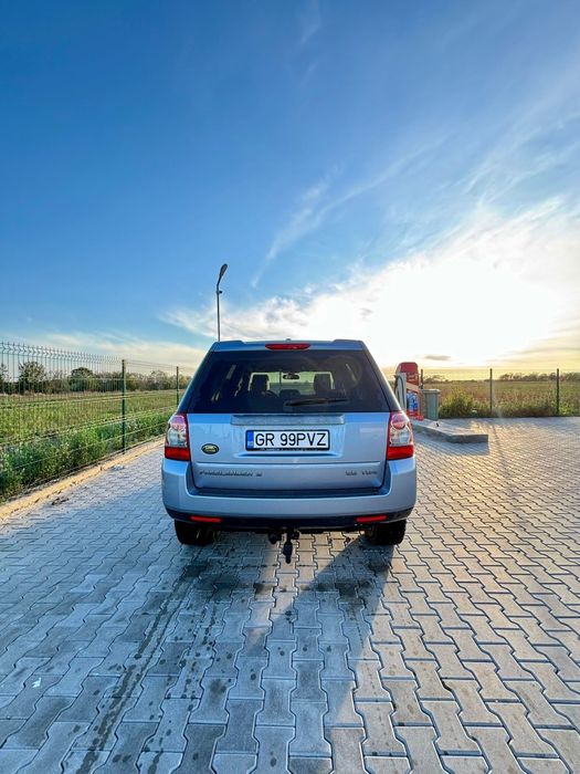 Vând Land Rover Freelander 2