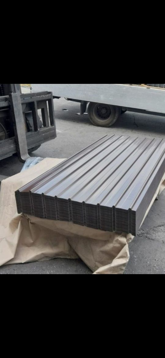 Tabla cutata maro și zincată
