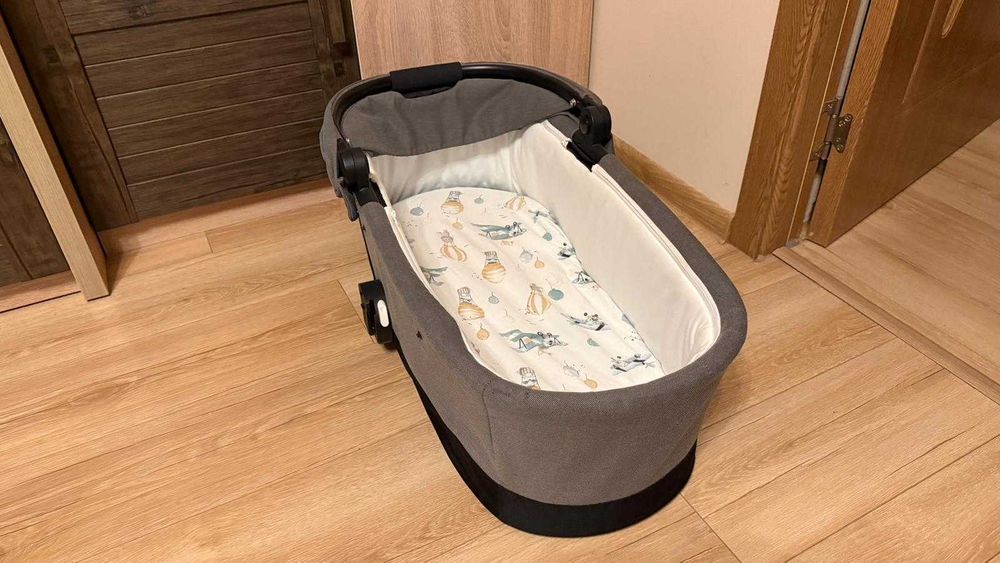 Pachet Cybex Carut Balios S Lux 2in1 + Scoica Aton S2 I-size