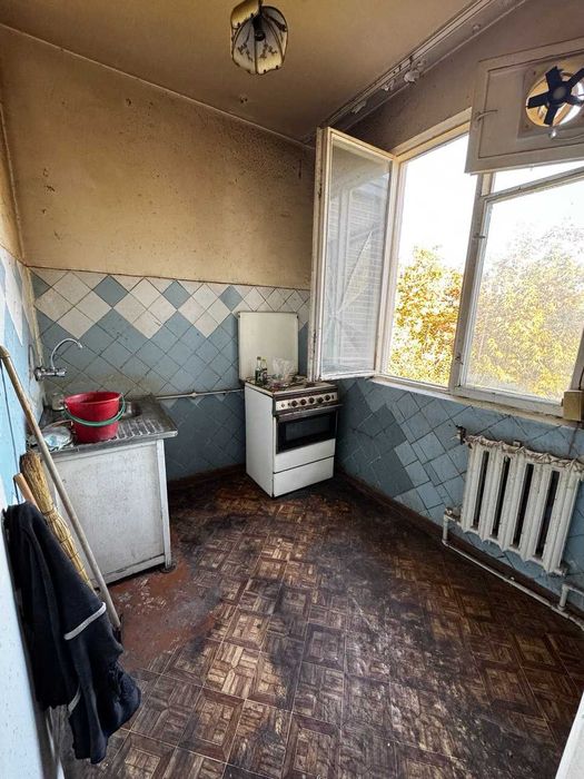 Продается пустая 3х комнатная квартира - Чиланзар 17, круг Аль-Хорезми