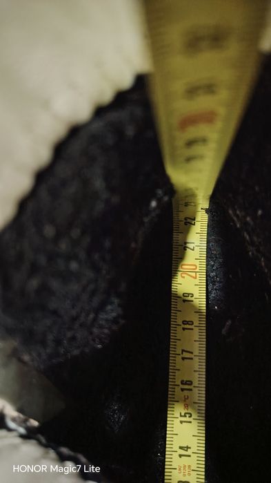 Ghete crem mărimea 35, interior aproximativ 22cm