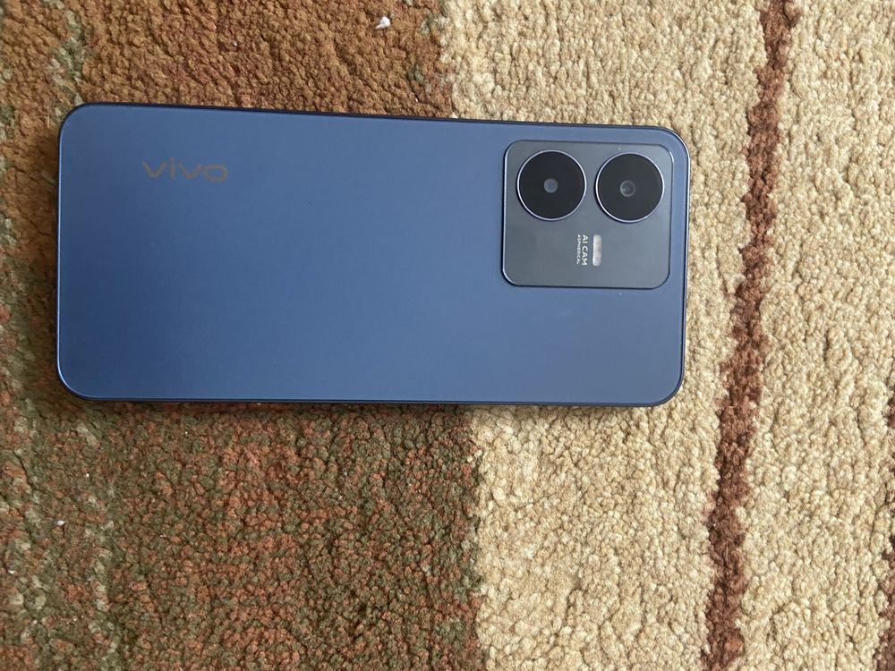 продам vivo Y22.