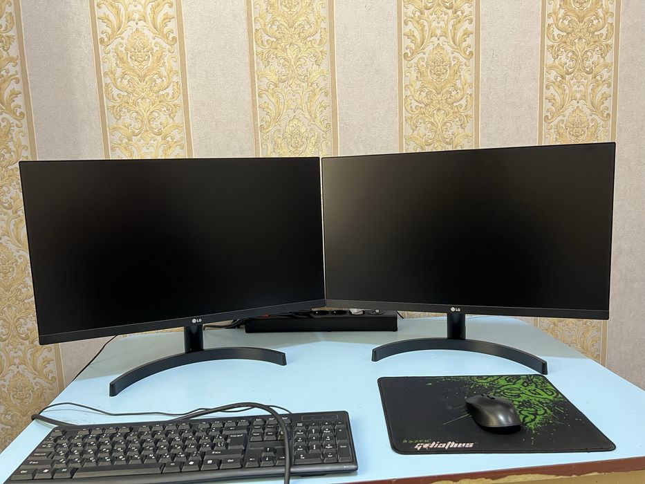 Монитор LG 24, состояние идеал