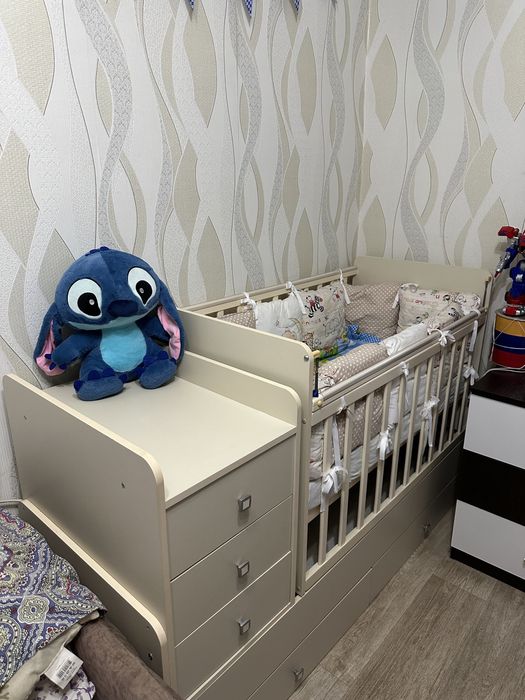 Продам детскую кроватку