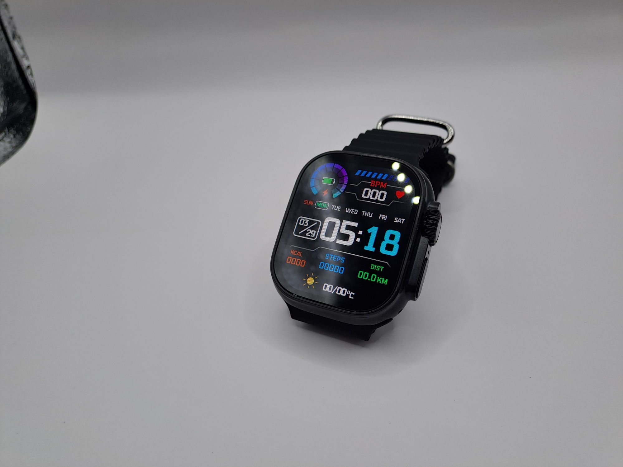 Smartwatch QU50 nou