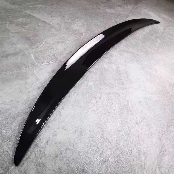 Eleron Codita Portbagaj BMW Seria 5 G30 Model Performance Negru Lucios