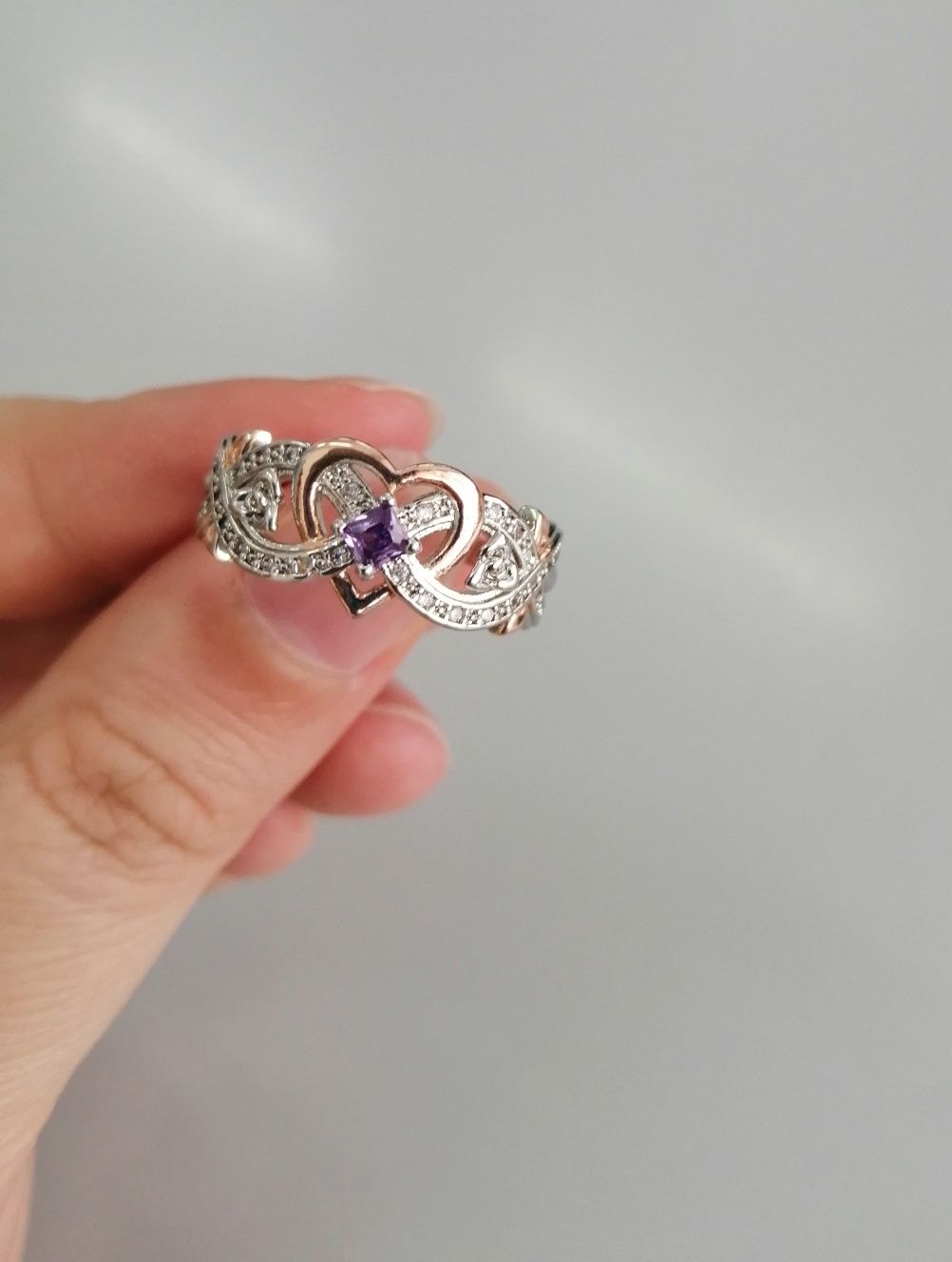 Уникален сребърен пръстен