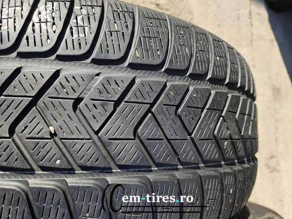 SET 4 Anvelope Iarna 265/55 R19 PIRELLI Scorpion Winter 109V