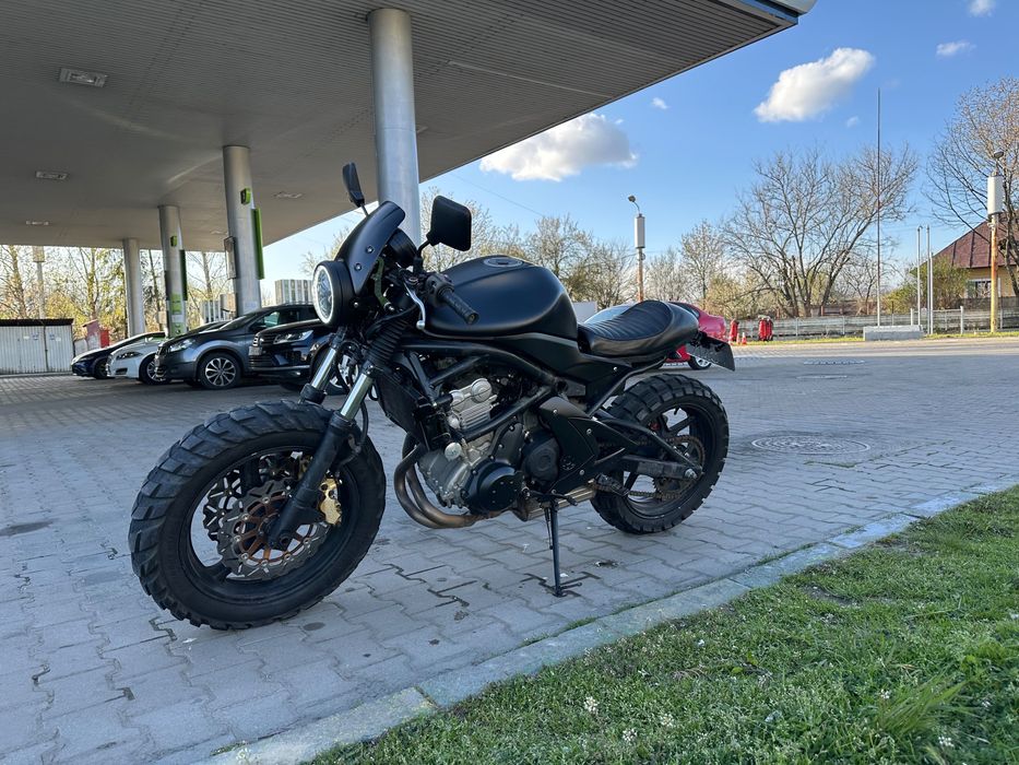 Kawasaki ER-6F 650cc Cafe Racer