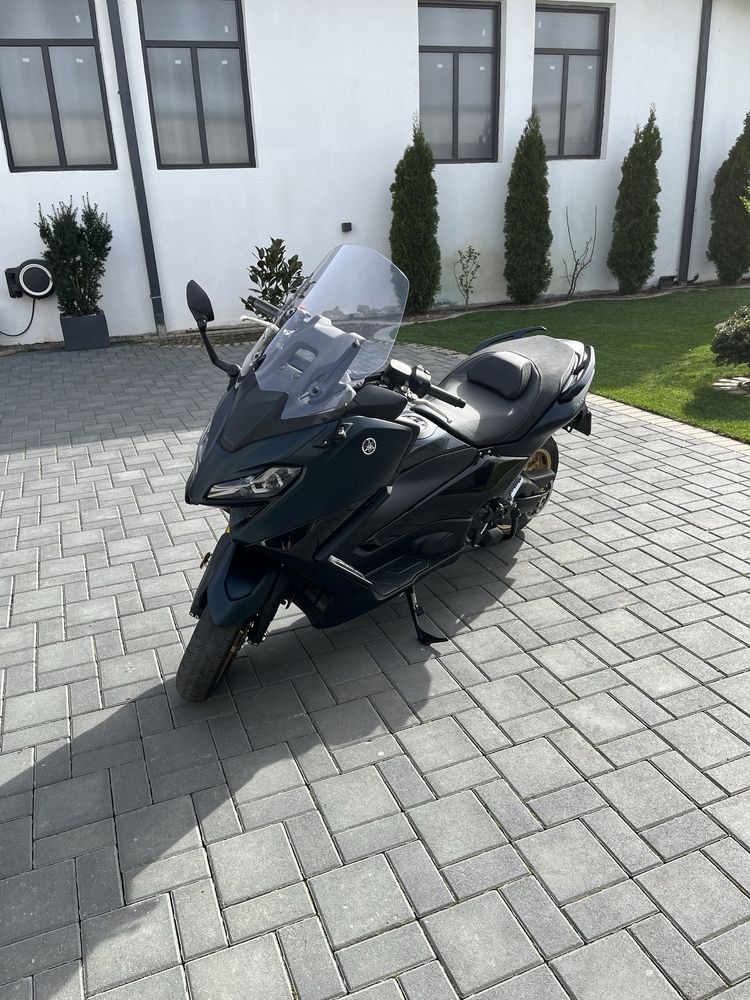 Yamaha T-Max Tech Max  560