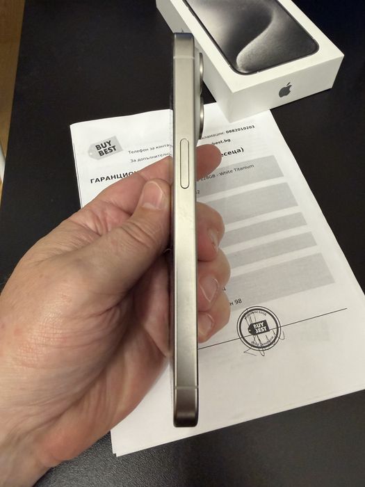 Продавам iPhone 15 Pro