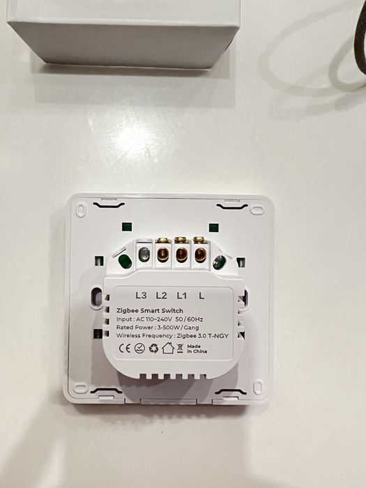 Умный выключатель с Зигби/Wifi