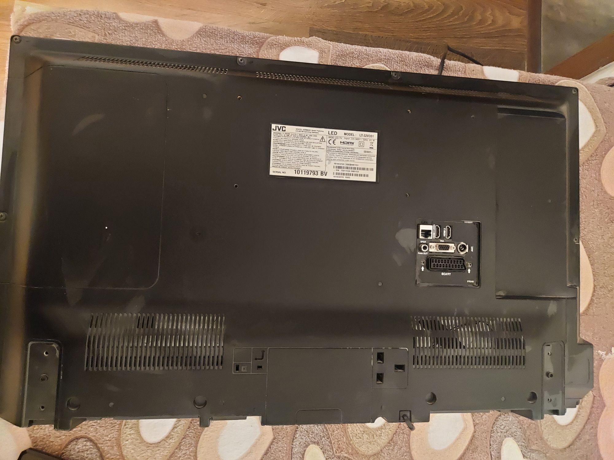 Телевизор JVC 32 инча.