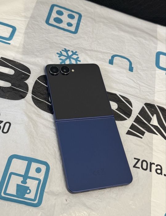 КАТО НОВ 512GB Samsung Z Flip 7 Зора Гаранция 2027 Blue / Син