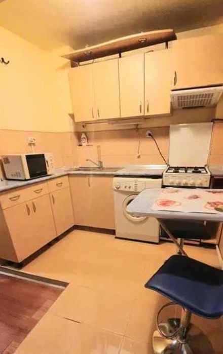 Дава се под наем Едностаен апартамент в Пловдив, Старият град - 45 кв.м за 173.4 € - Снимка #3