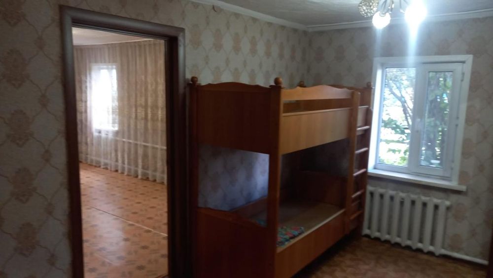 Двухъярусная кровать
