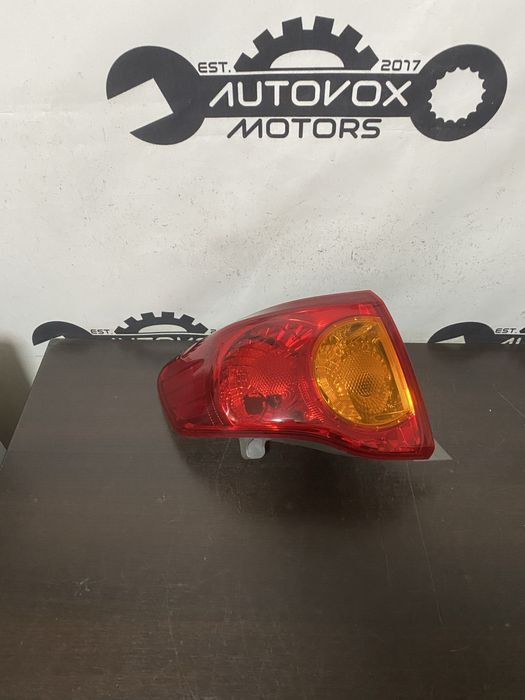 Stop stanga pe aripa Toyota Corolla sedan an2006-2013