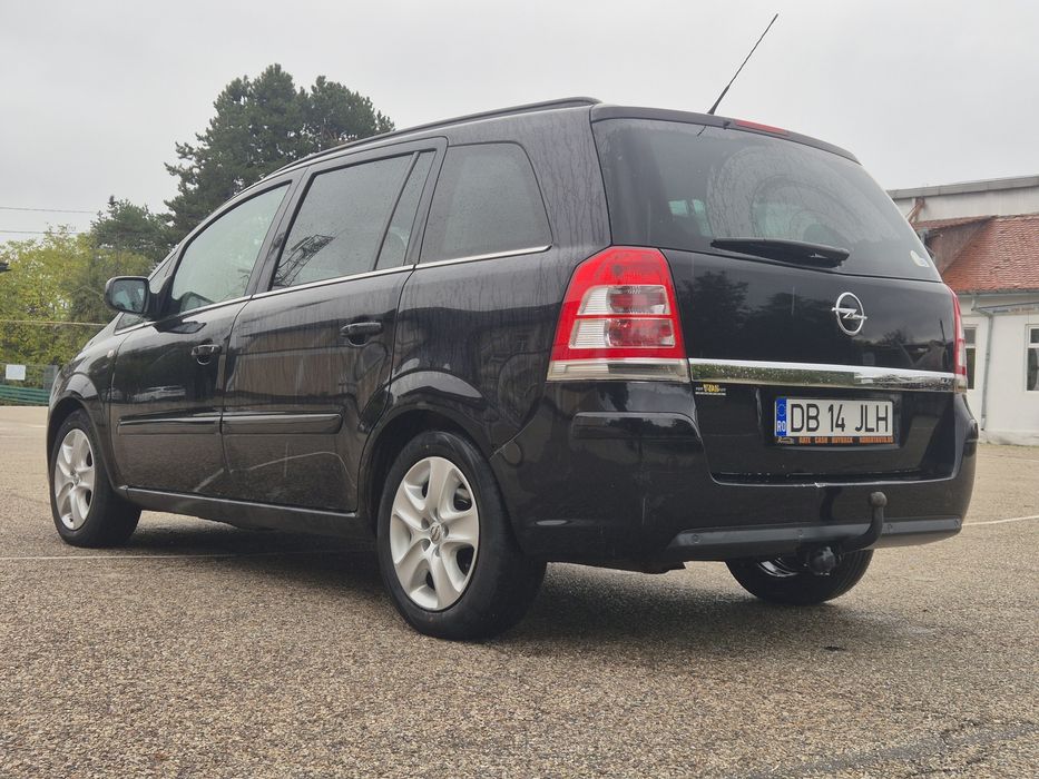 Opel Zafira 1.7 diesel / 7 Locuri / 2011 / EURO 5