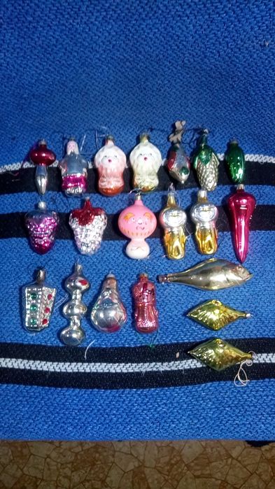 Новогодние игрушки.