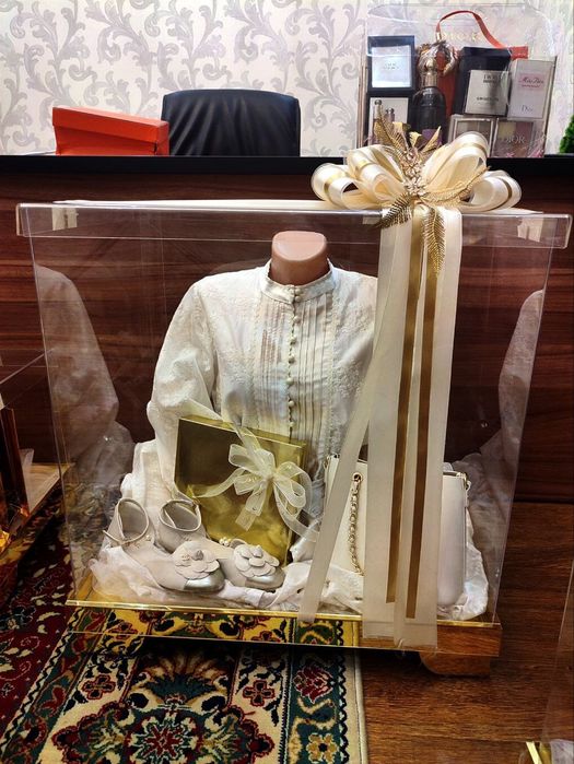 Фотиха, Сарпо  туй ва бешик Beshk to'y va sarpo автомашина