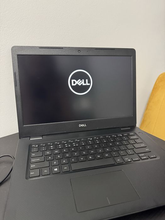 Laptop Dell Vostro 3490