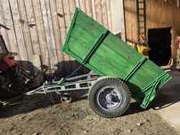 Remorca tractor o axa cu basculare mecanica