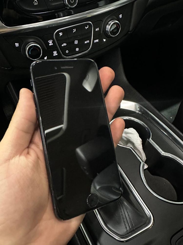 iPhone 7 32GB zor