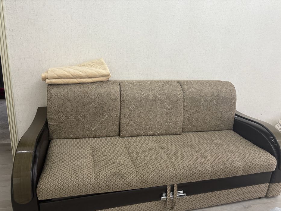 Продам диван. Состояниесі жақсы.