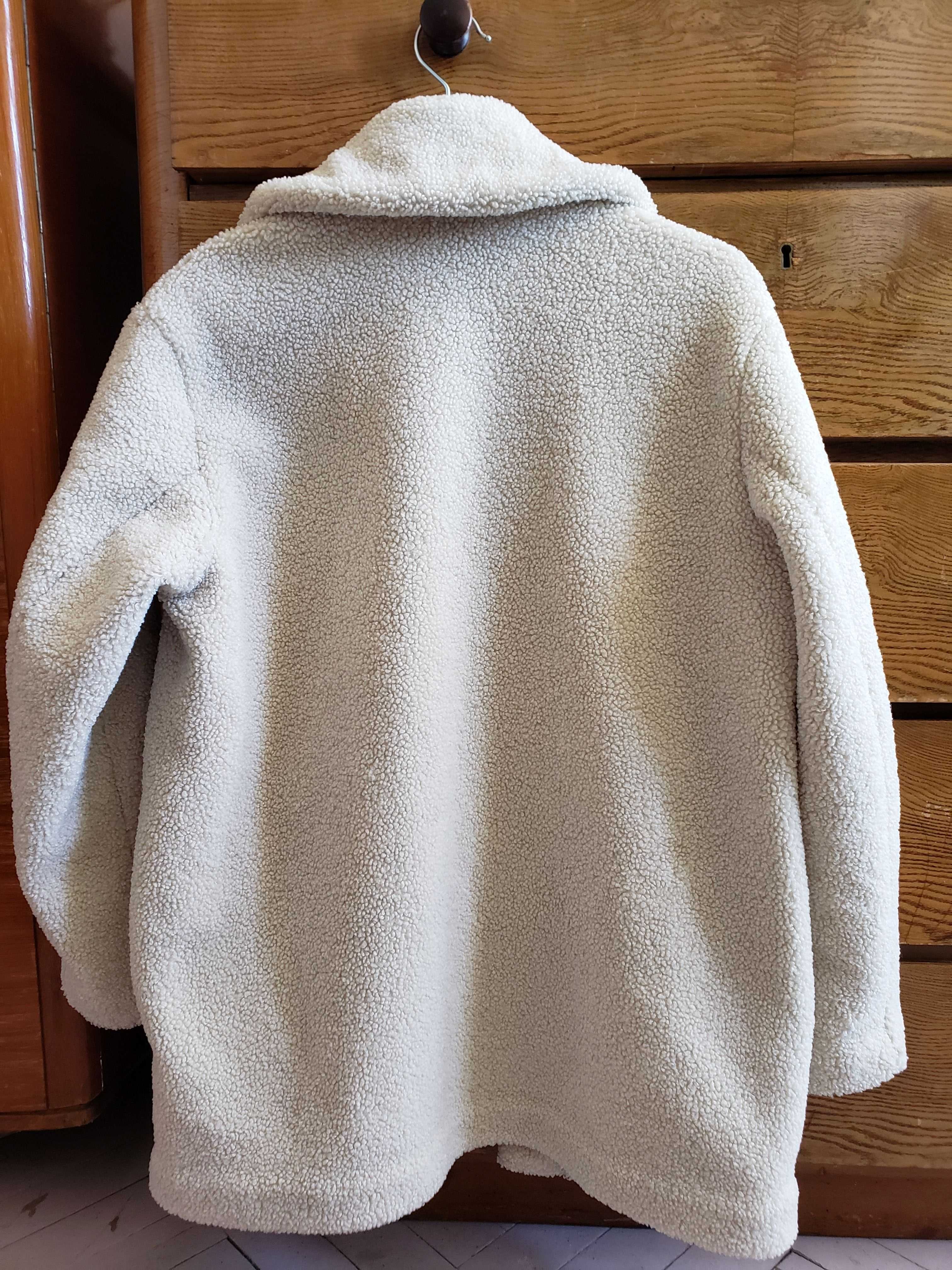 Uniqlo яке тип риза каракул
