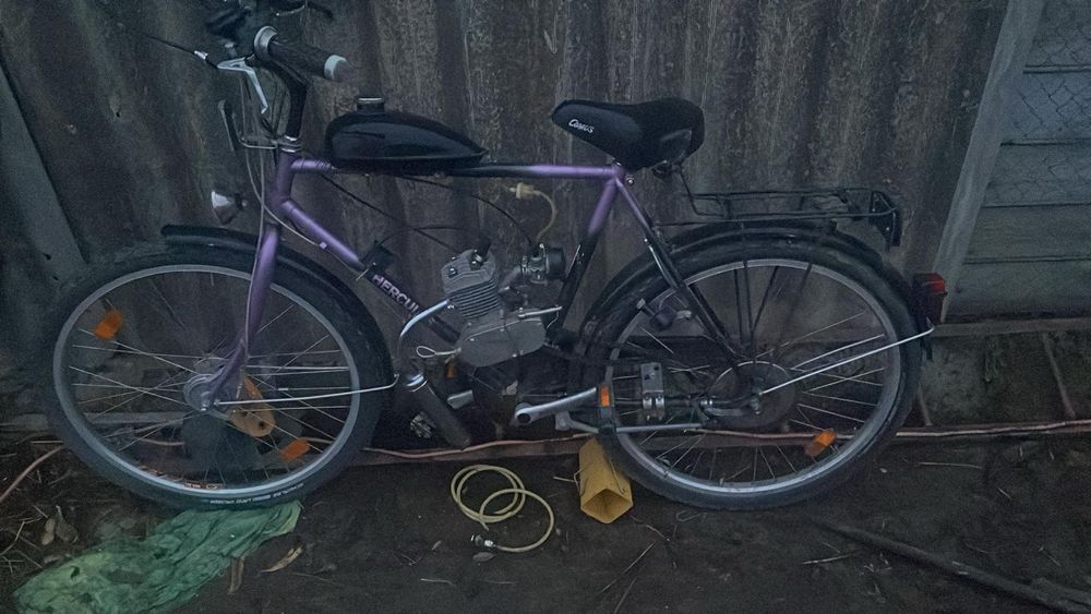 Bicicleta cu motor Hercules