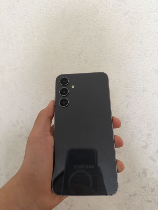 Samsung S23 FE 8/256gb