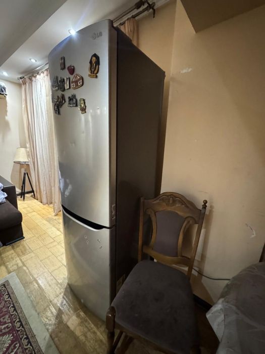 Холодильник lg.