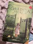 gradina secreta scrisa de frances hodgson burnett