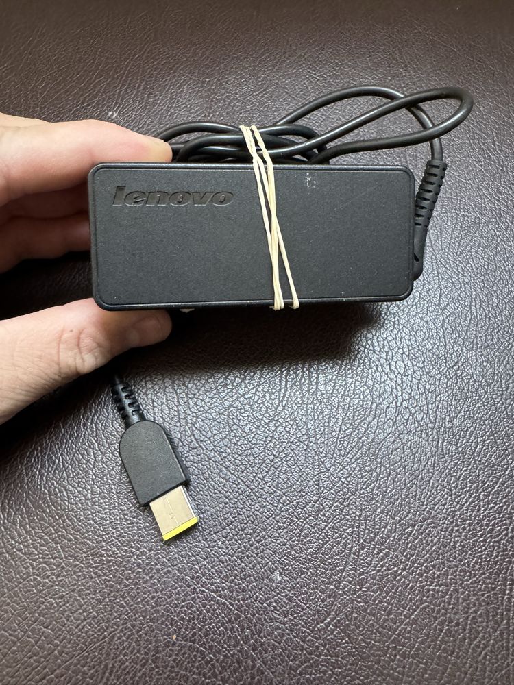 Зарядно Lenovo-Оригинално