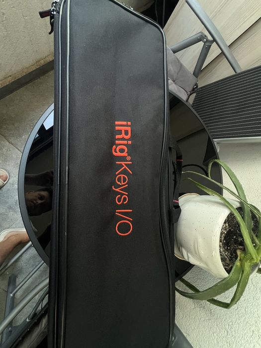 IK Multimedia iRig Keys I/O 49 cu husa originala