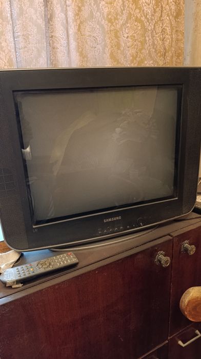 Телевизор Самсунг