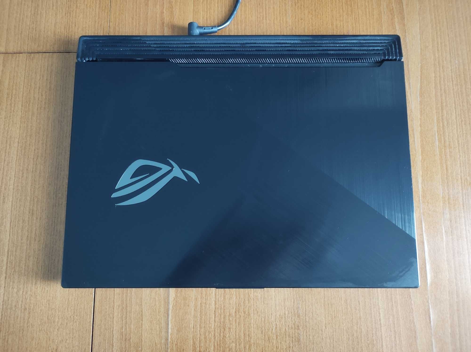 Лаптоп - Rog Strix G15