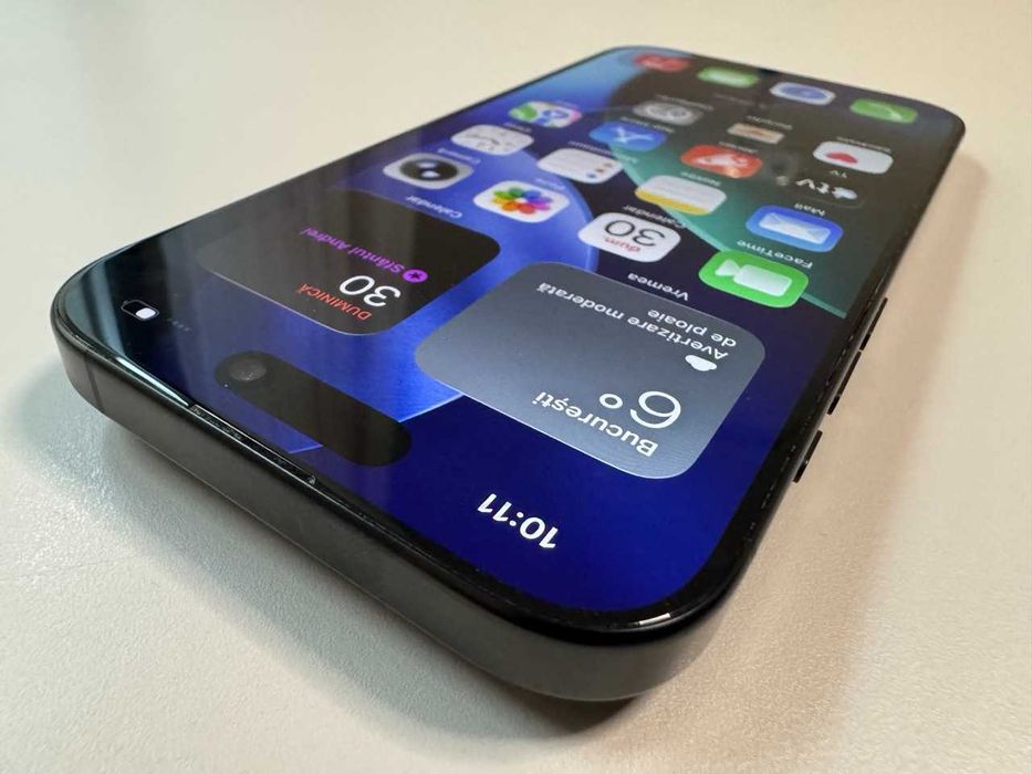  Apple / iPhone 16 Pro 128 Gb / Black Titanium