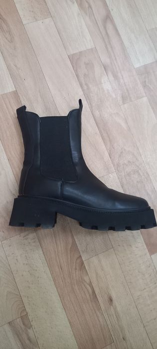 Продам сапоги женские демисезонные