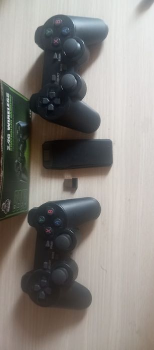 приставка там все игры от пс 1 и сегы