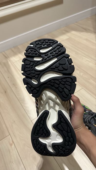 Кроссовки adidas fashion и classic