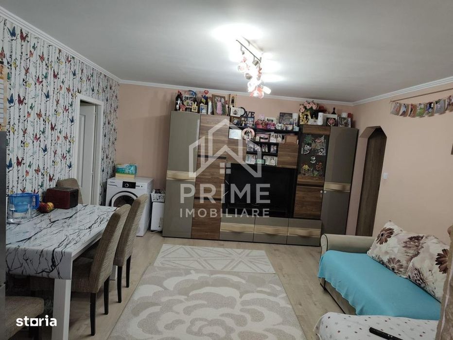 Apartament 3 camere , 55 mp , Zona Ampoi 1