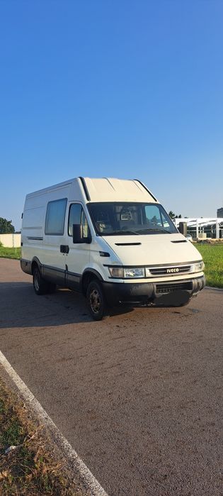 Vând iveco dayli